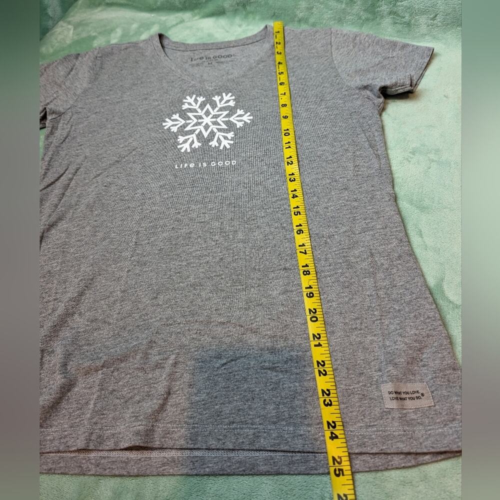 Life Is Good women's Snowflake Crusher tee medium - Picture 2 of 3